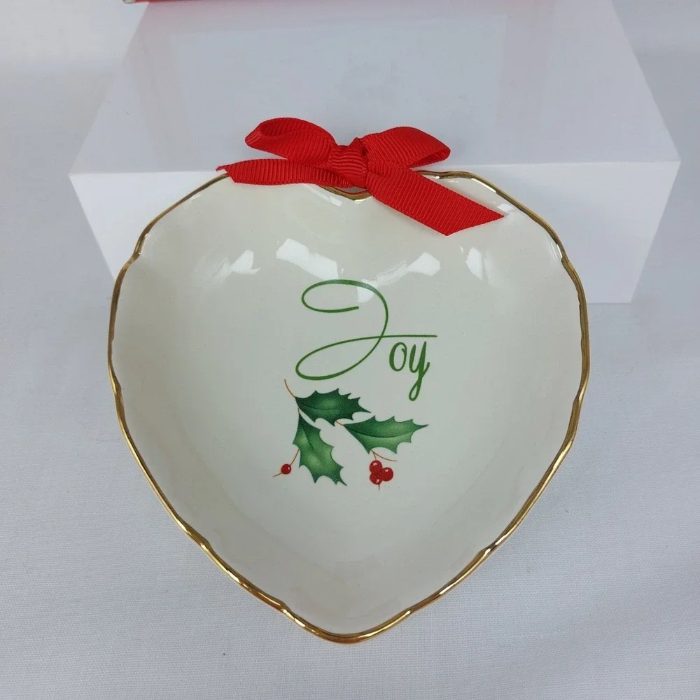 Lenox Holiday Christmas Sentiment Heart Candy Dish JOY Holly Berry Gold Trim NIB